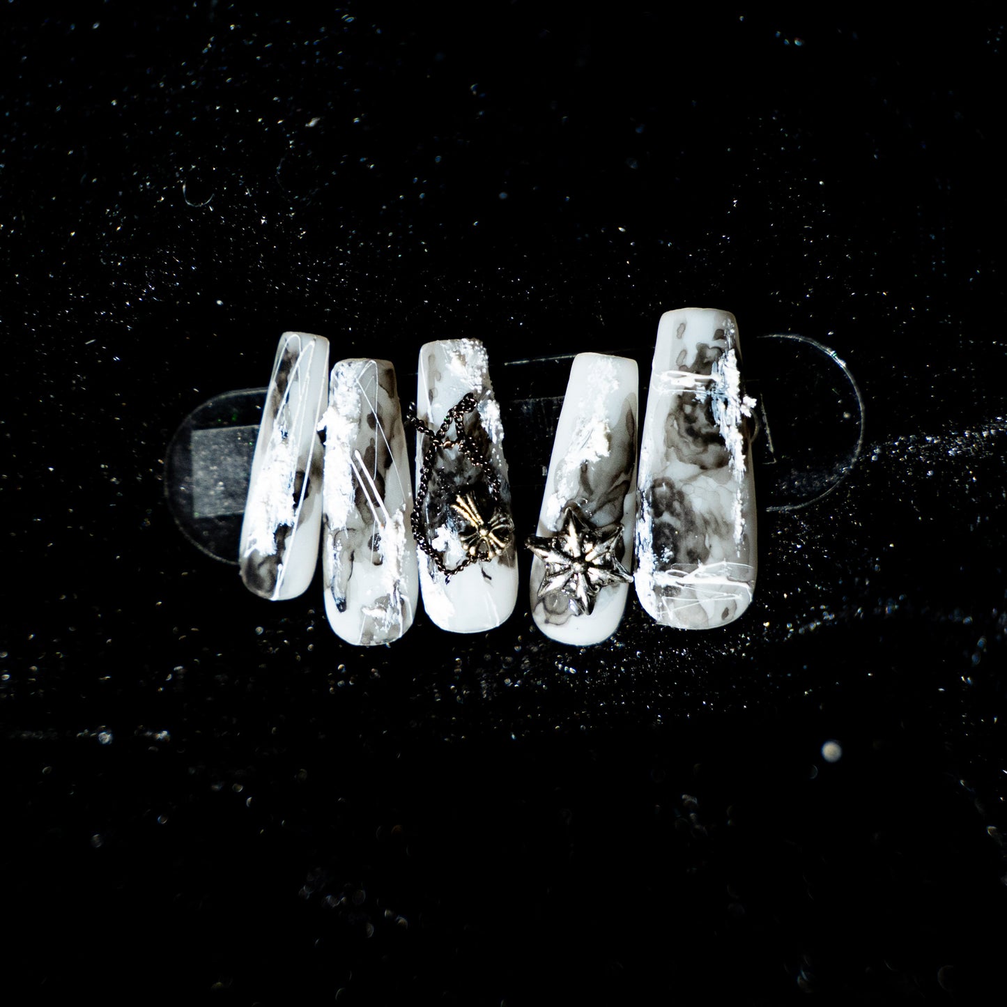 【Original Designs】-Gothic/black and white/chain/star 100%Handmade