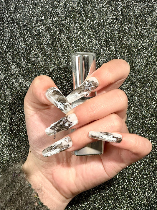 【Original Designs】-Gothic/black and white/chain/star 100%Handmade