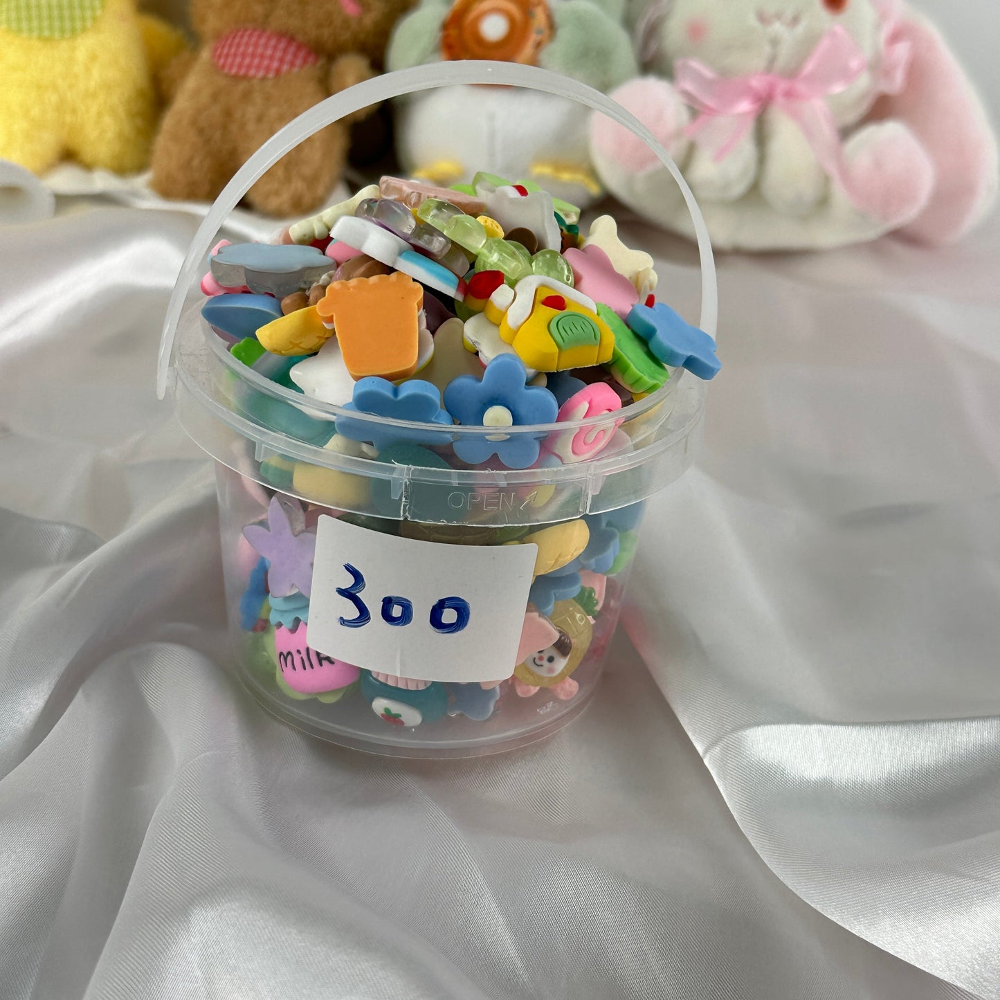 AAAAA【Charms】DIY resin material charms (Pick in live) (80-1000ml with a moutain top)
